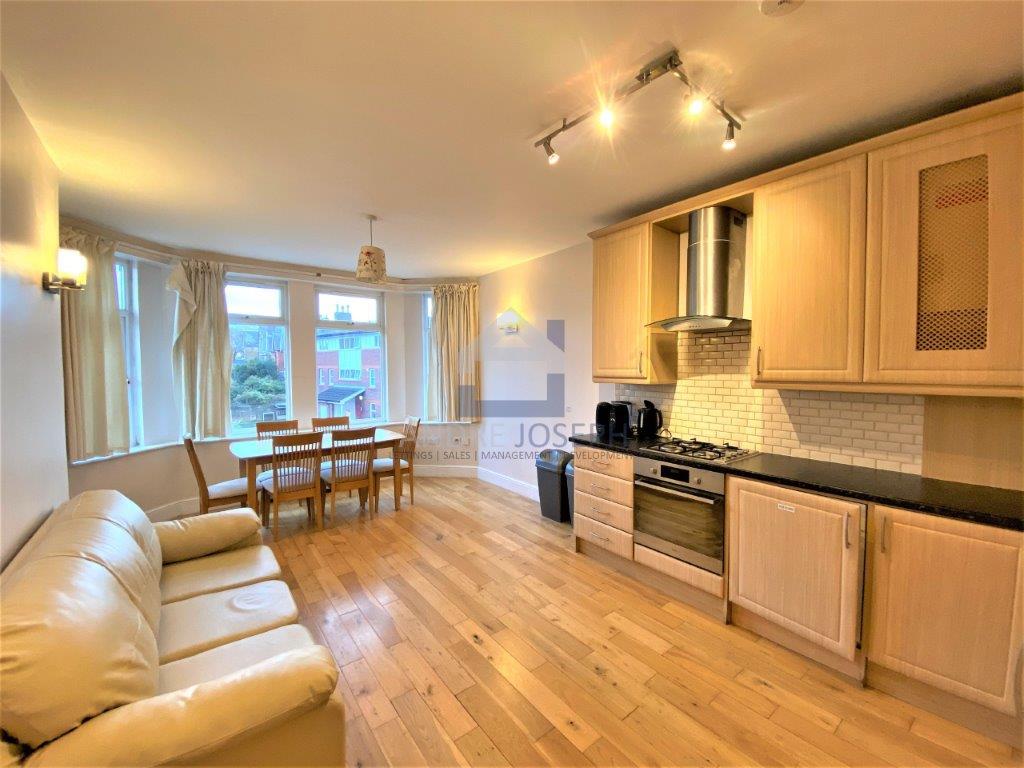 Farnan Lodge, Streatham, London, SW16 2EY
