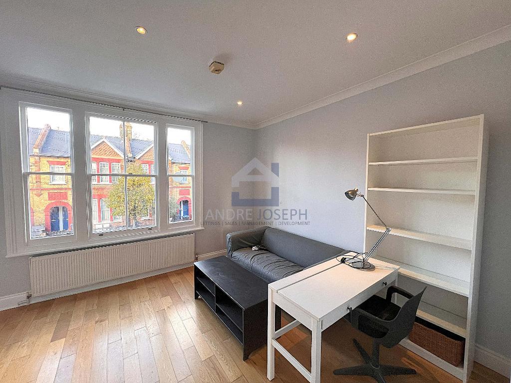 Kilburn Lane, Queens Park, W10 4BA